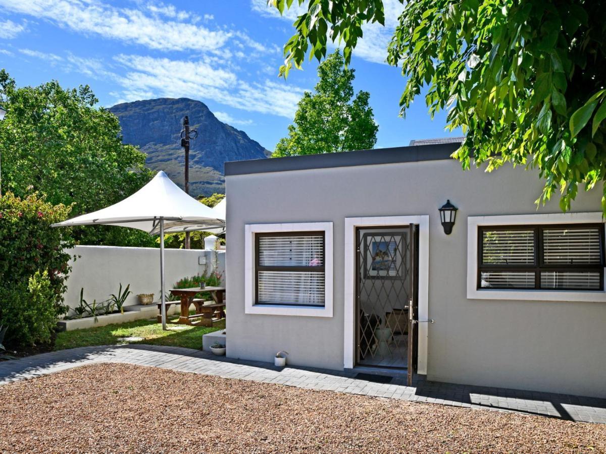 La Rochelle Cottage Franschhoek Exterior photo