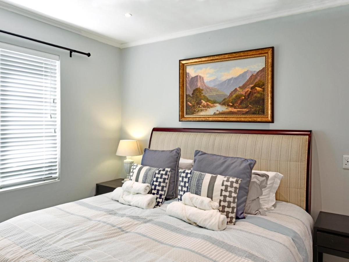 La Rochelle Cottage Franschhoek Exterior photo